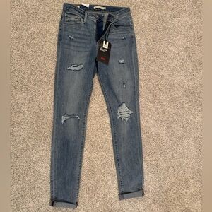 NWT Levi 721 High-rise Skinny Jeans